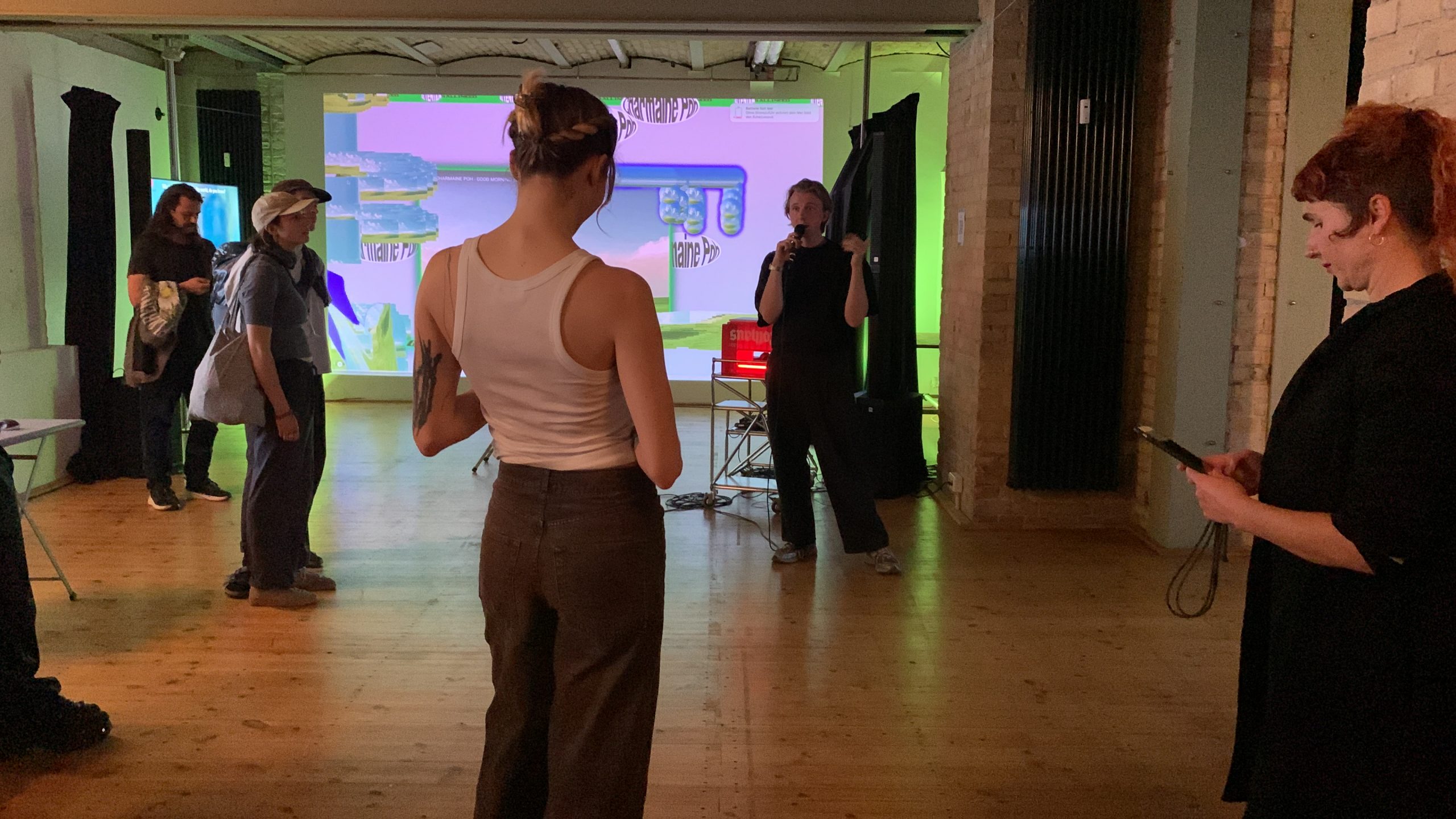 6D4FC9C6-7B0A-4D44-BB96-8F616EF28287